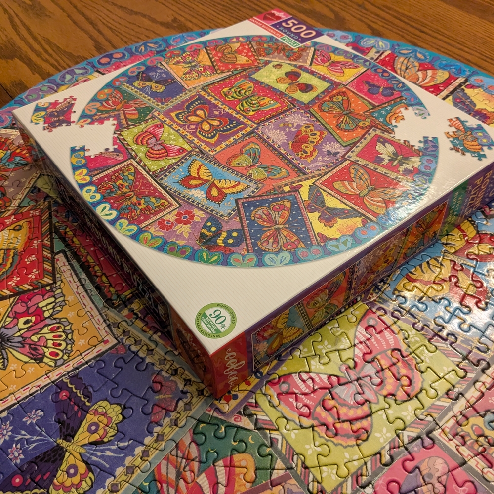 eeBoo 500-Piece Round Vintage Butterflies Puzzle - Colorful Multi - Picture 6 of 7